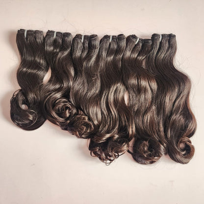 Natural color Straight/ Wavy (raw Indian Hair)